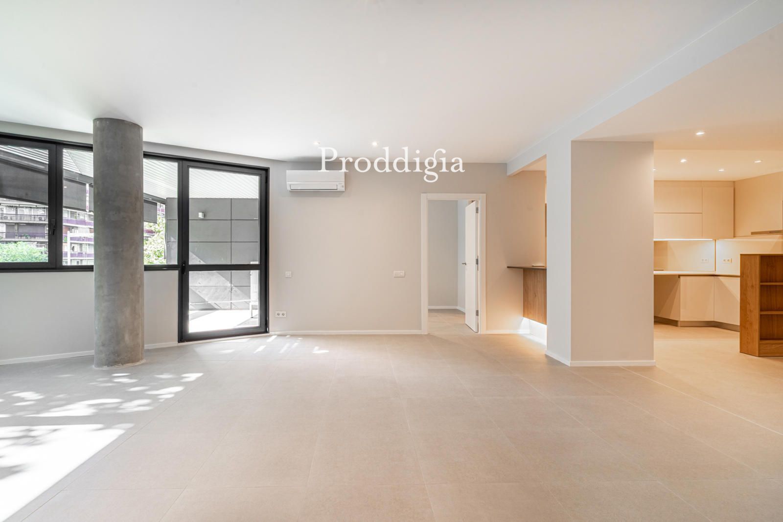 Bedroom of Flat to rent in  Barcelona Capital  with Air Conditioner, Heating and Terrace