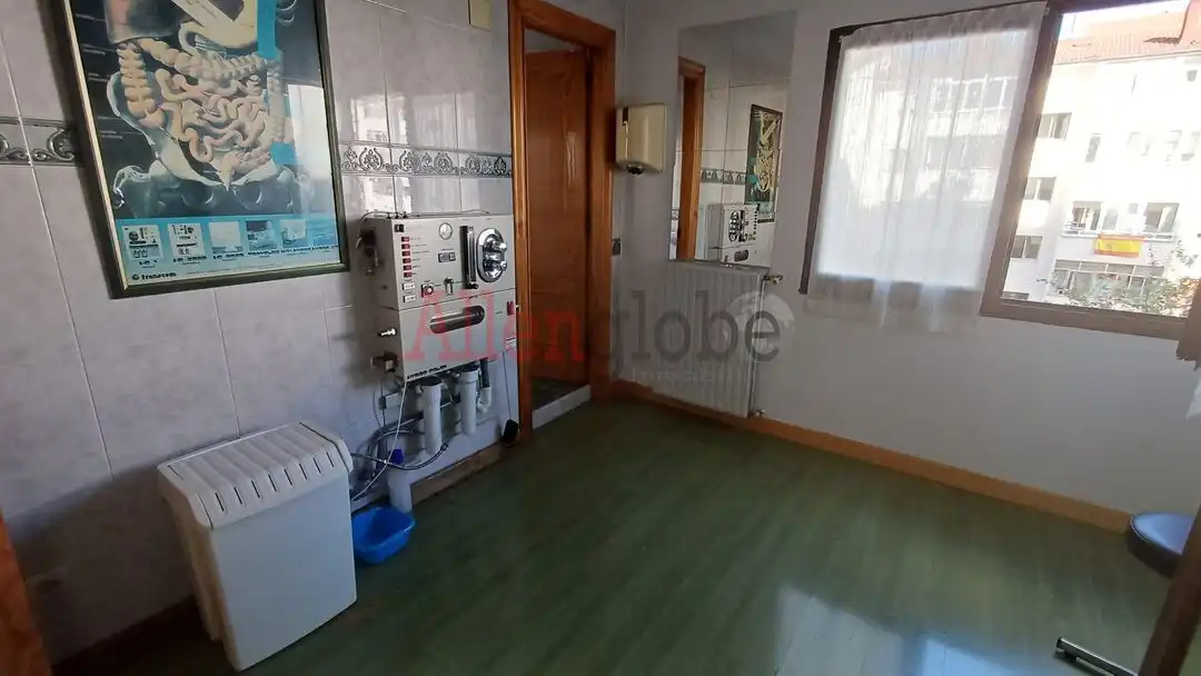 Flat with lift for sale in Centro - Casco Histórico, imagen 2