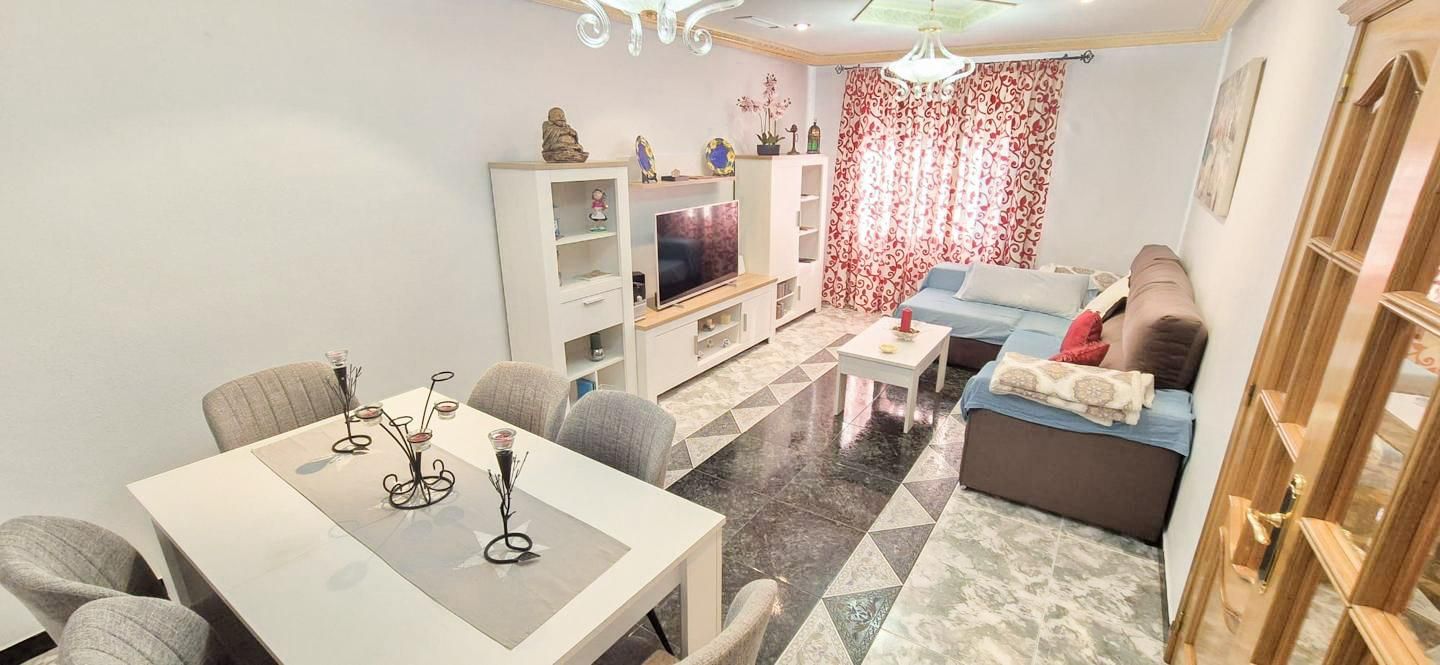 Sala d'estar de Planta baixa en venda en Elche / Elx amb Aire condicionat, Terrassa i Traster
