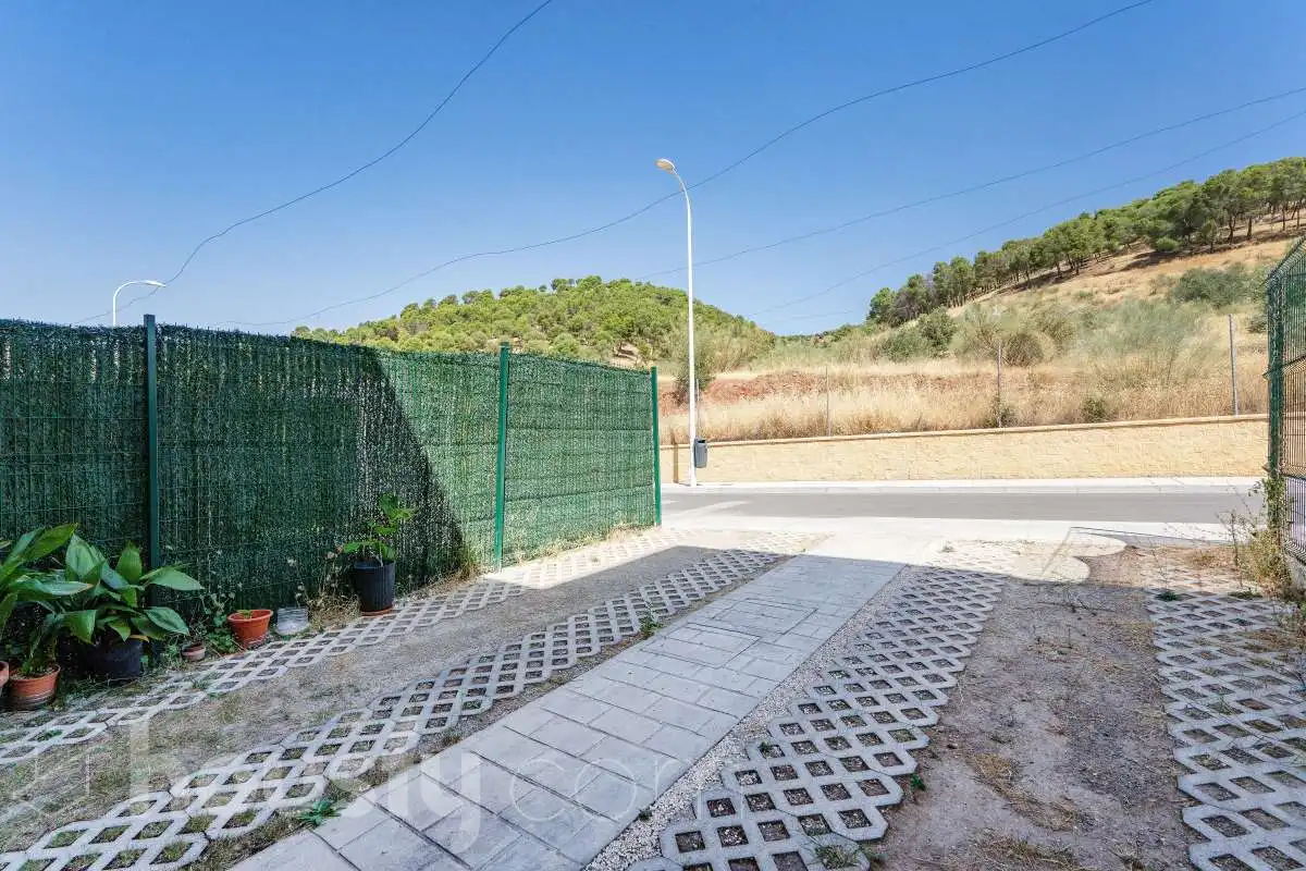 Adossat amb jardí en venda a Calle Sierra de Baza ., imagen 36