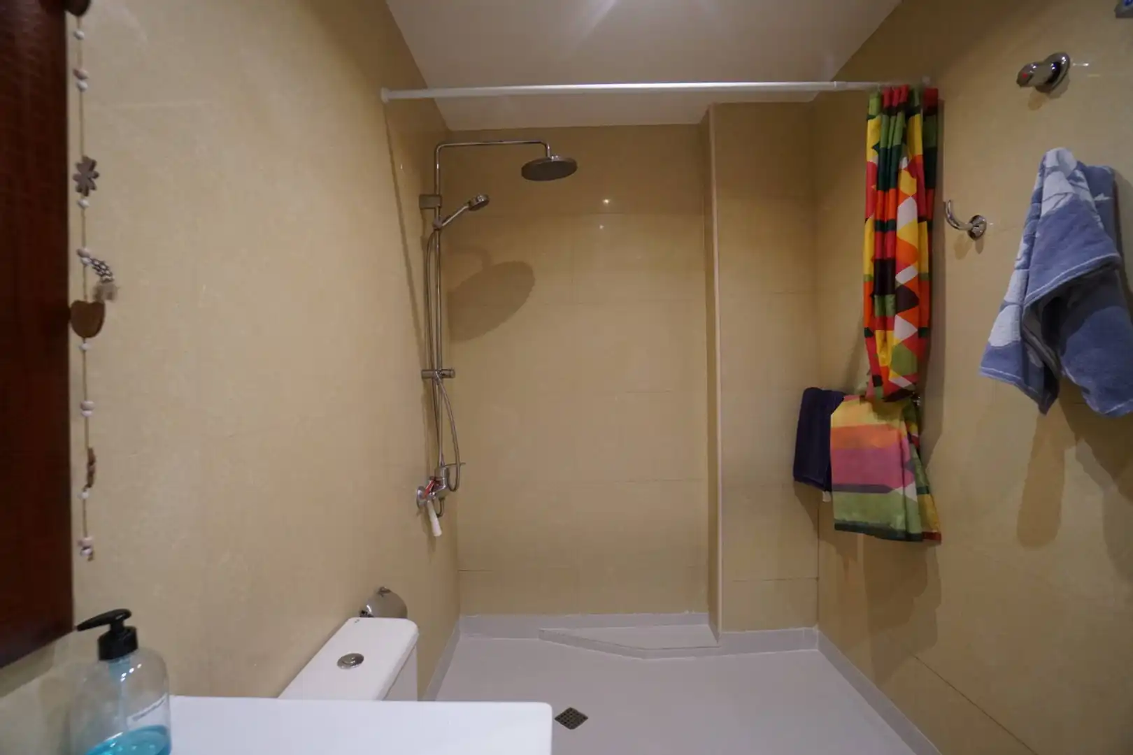 Bathroom of Flat for rent in Las Palmas de Gran Canaria  with Private garden, Storage room and Furnished