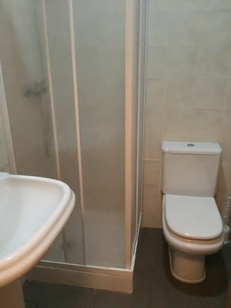 Baño de Piso en venta en Santiago de Compostela  con Amueblado