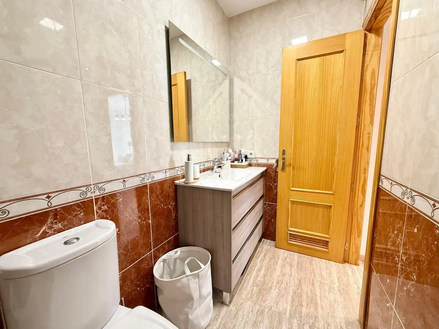 Badezimmer von Maisonette zum Verkauf in Vícar mit Klimaanlage, Heizung und Abstellraum