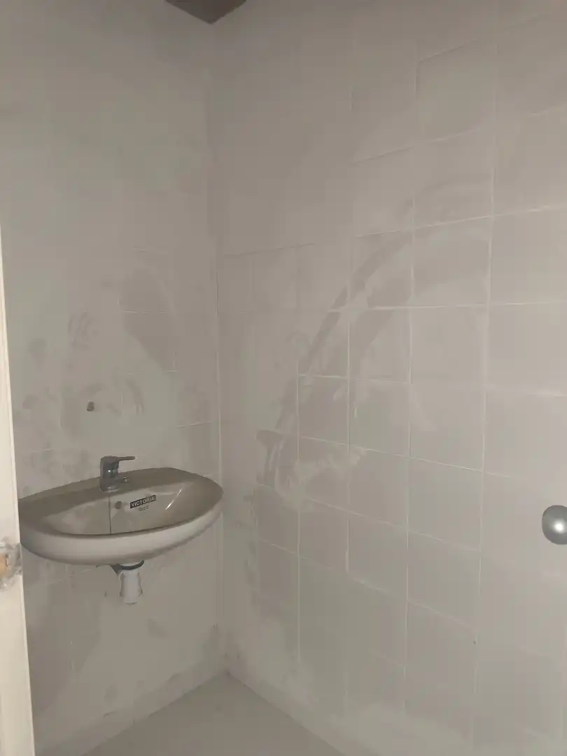 Gewerbefläche zur Miete in Carrer de la República 5, imagen 3