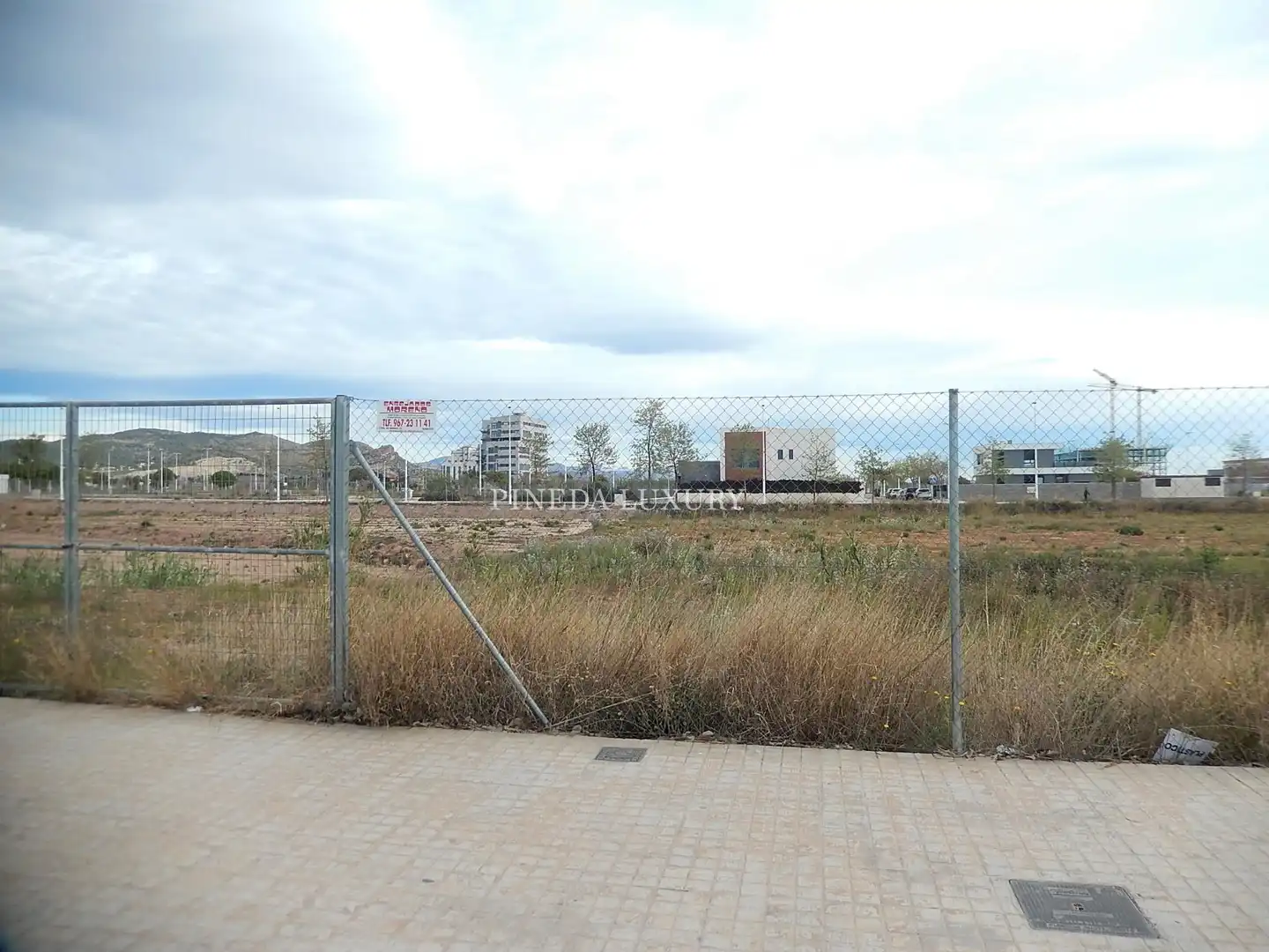 Industrial land for sale in Avenida fausto caruana, El Baladre