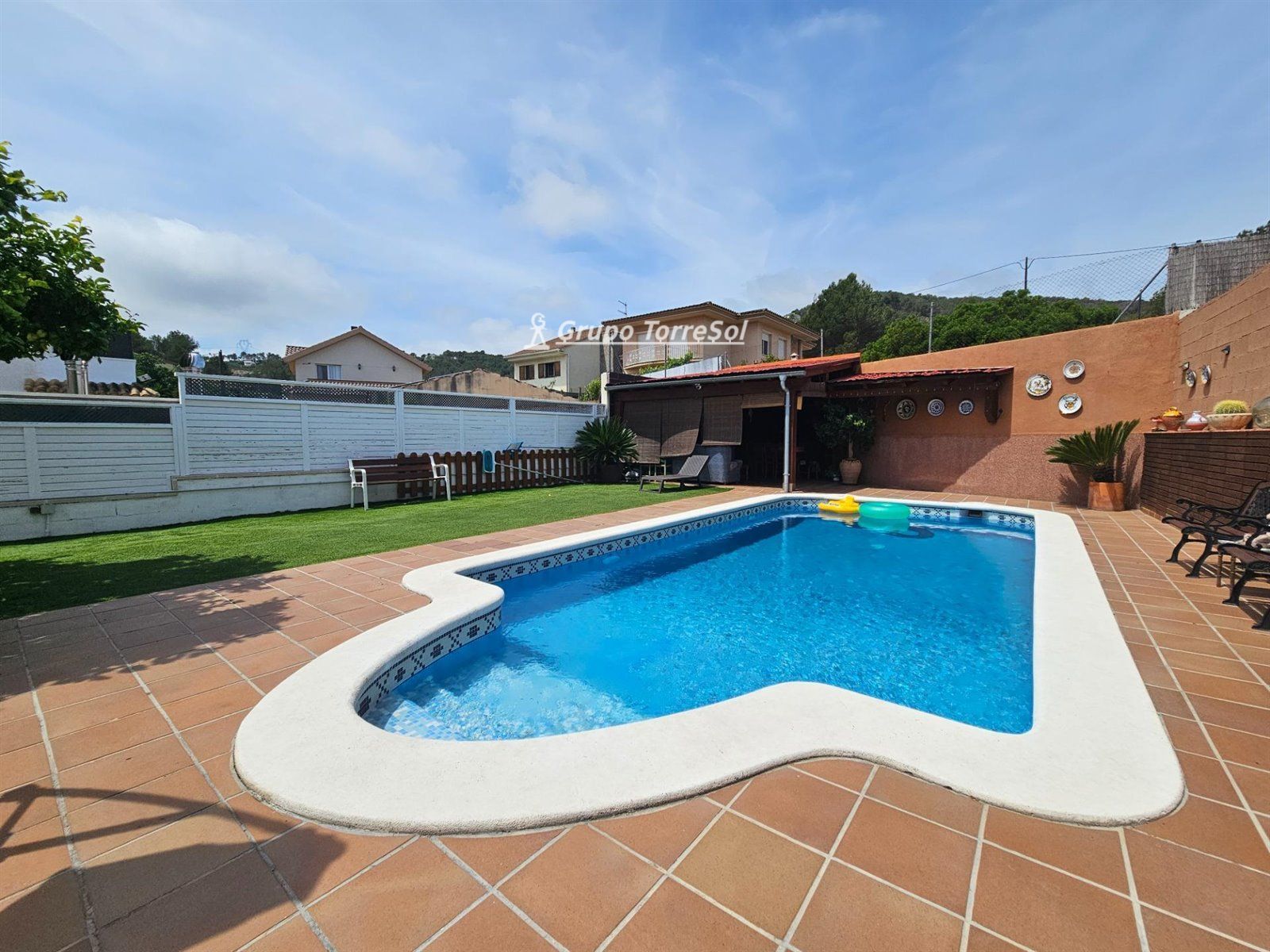 Piscina de Casa o chalet en venta en Canyelles con Aire acondicionado, Calefacción y Terraza