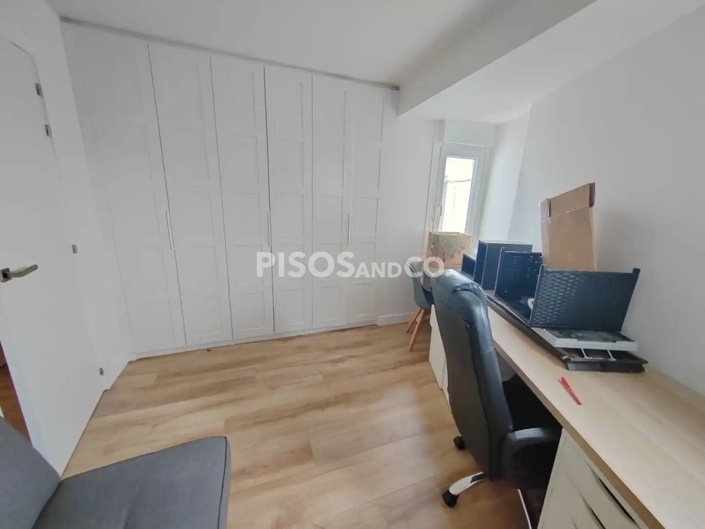 Piso en venta en A Coruña Capital  con Terraza y Trastero