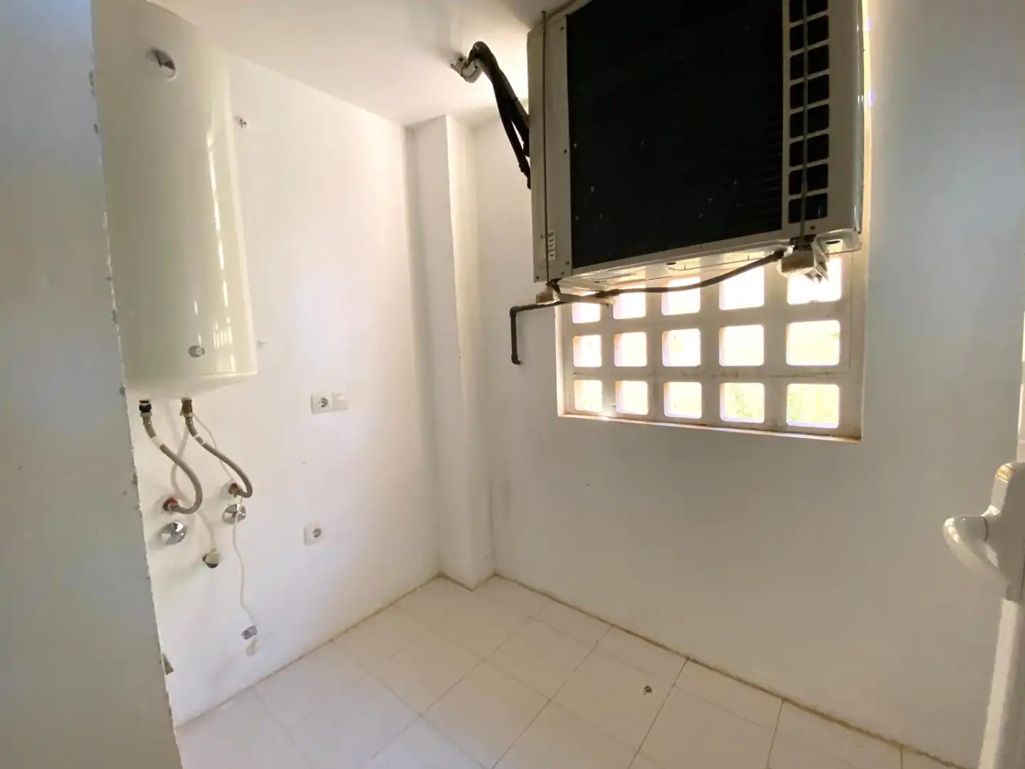 Piso en venta en Mijas con Aire acondicionado, Terraza y Piscina comunitaria