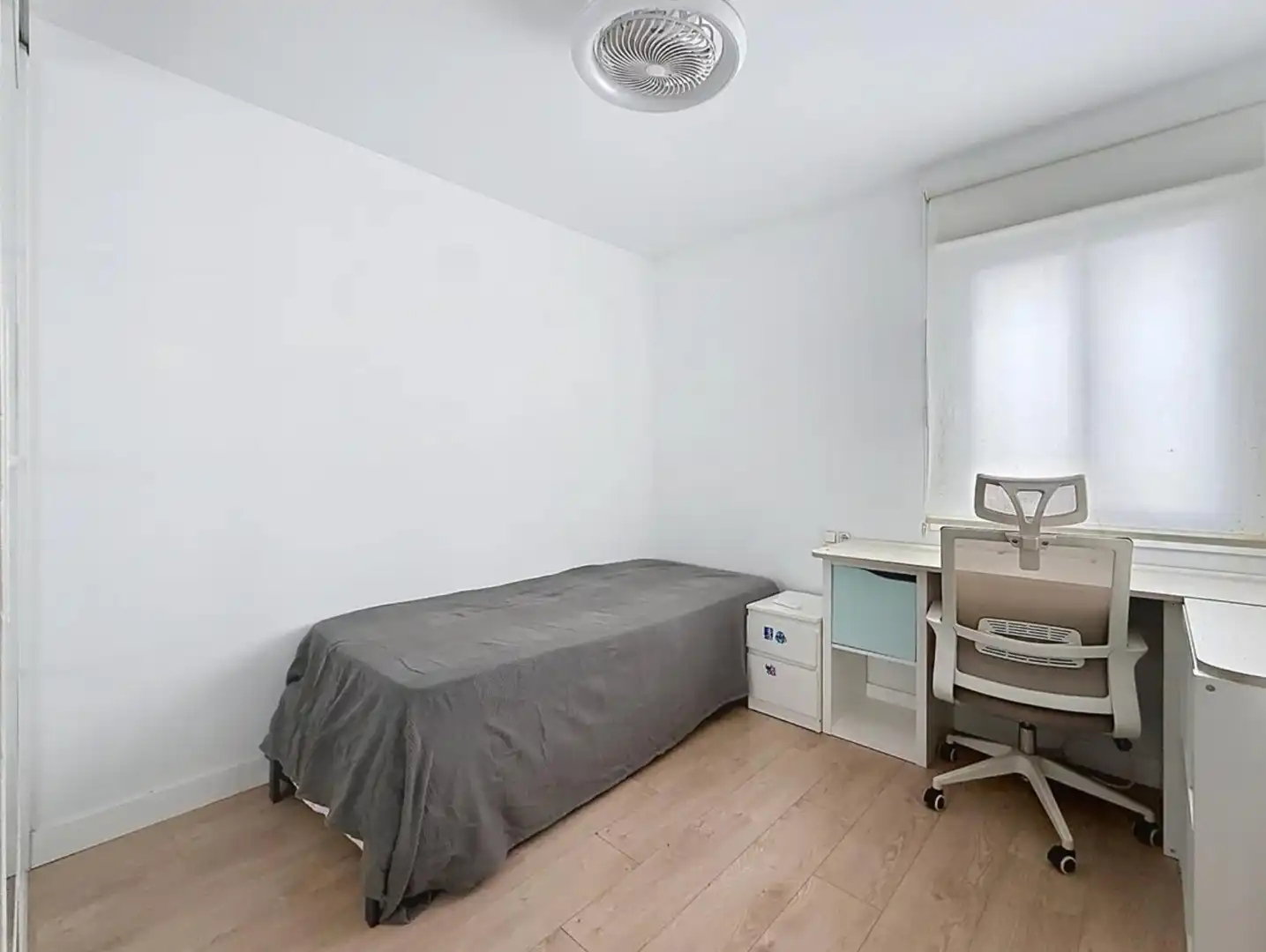 Habitación de Piso de alquiler en Málaga con Aire acondicionado, Terraza y Amueblado