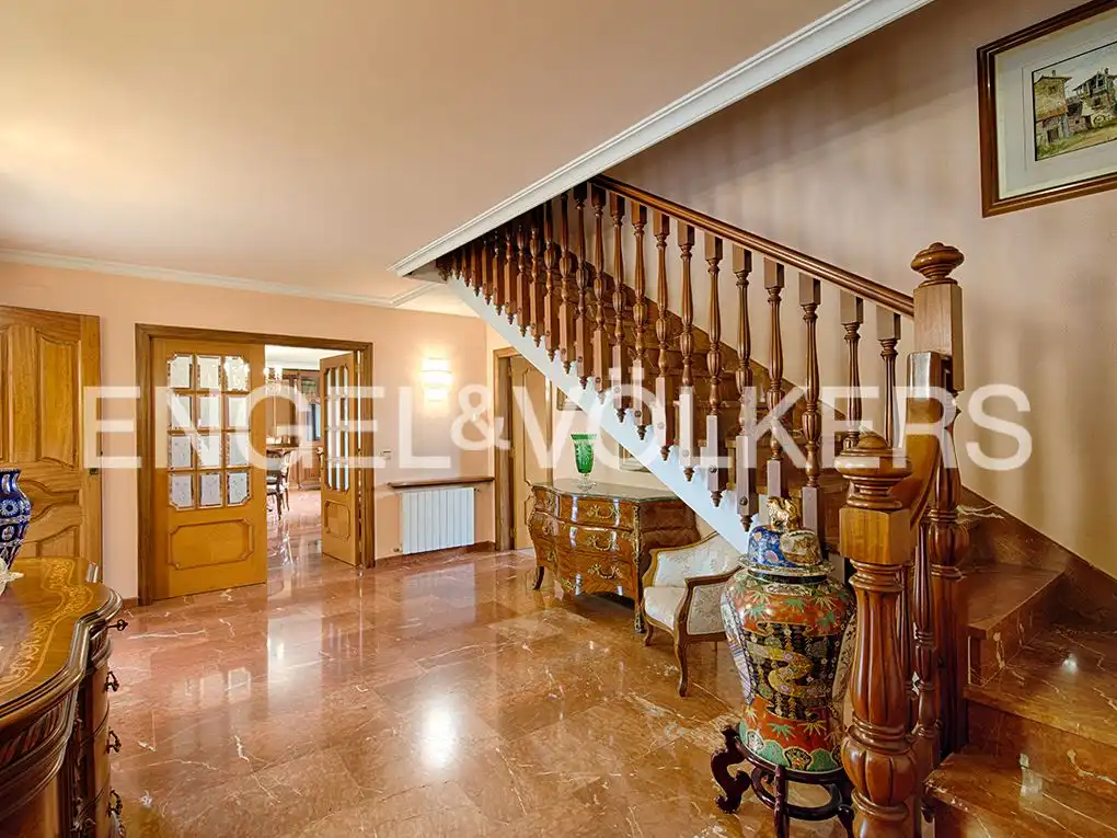 Casa con terraza en venta en Parc Bosc - Castell, imagen 3