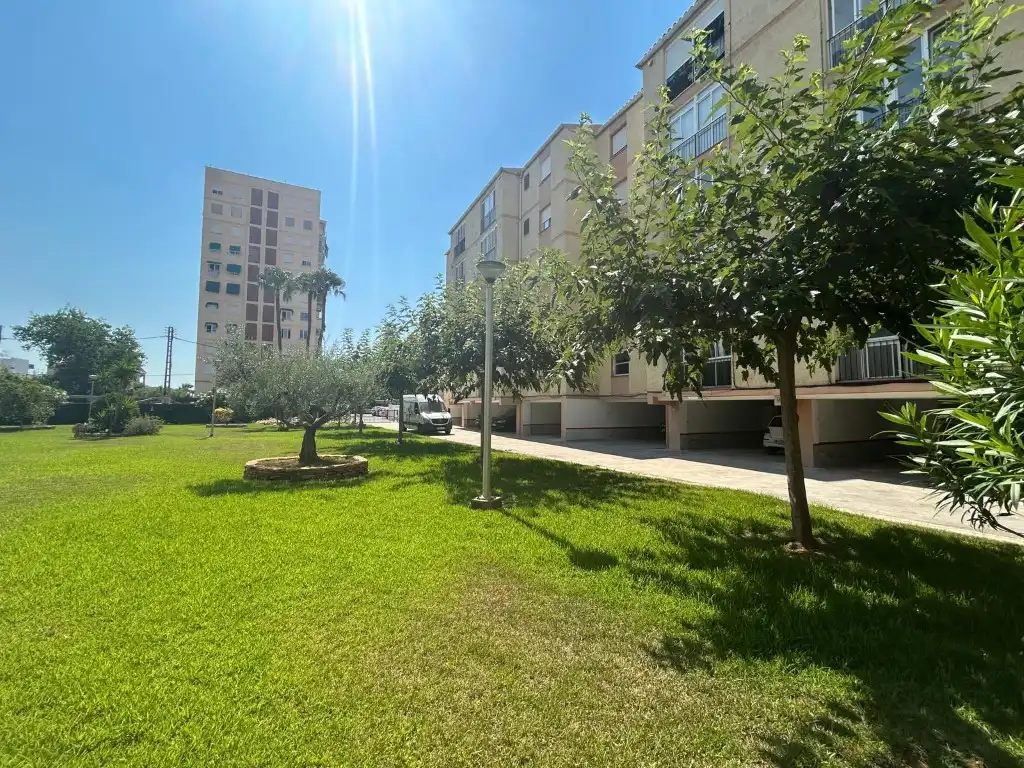 Piso con ascensor en venta en Calle Apostol Santiago, imagen 44