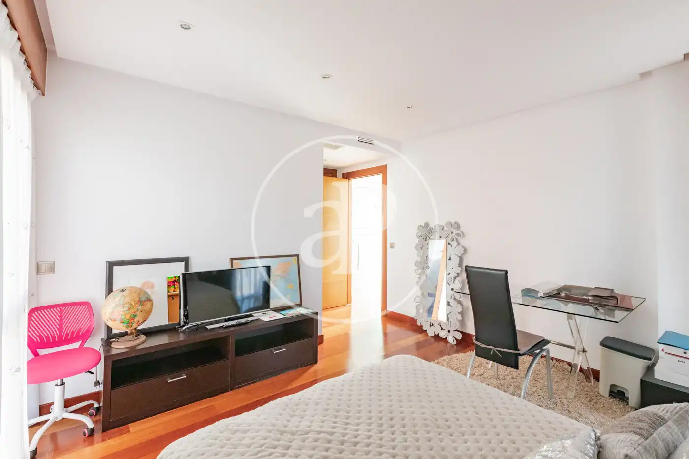 Habitación de Casa o chalet en venta en Madrid con Aire acondicionado, Calefacción y Jardín privado