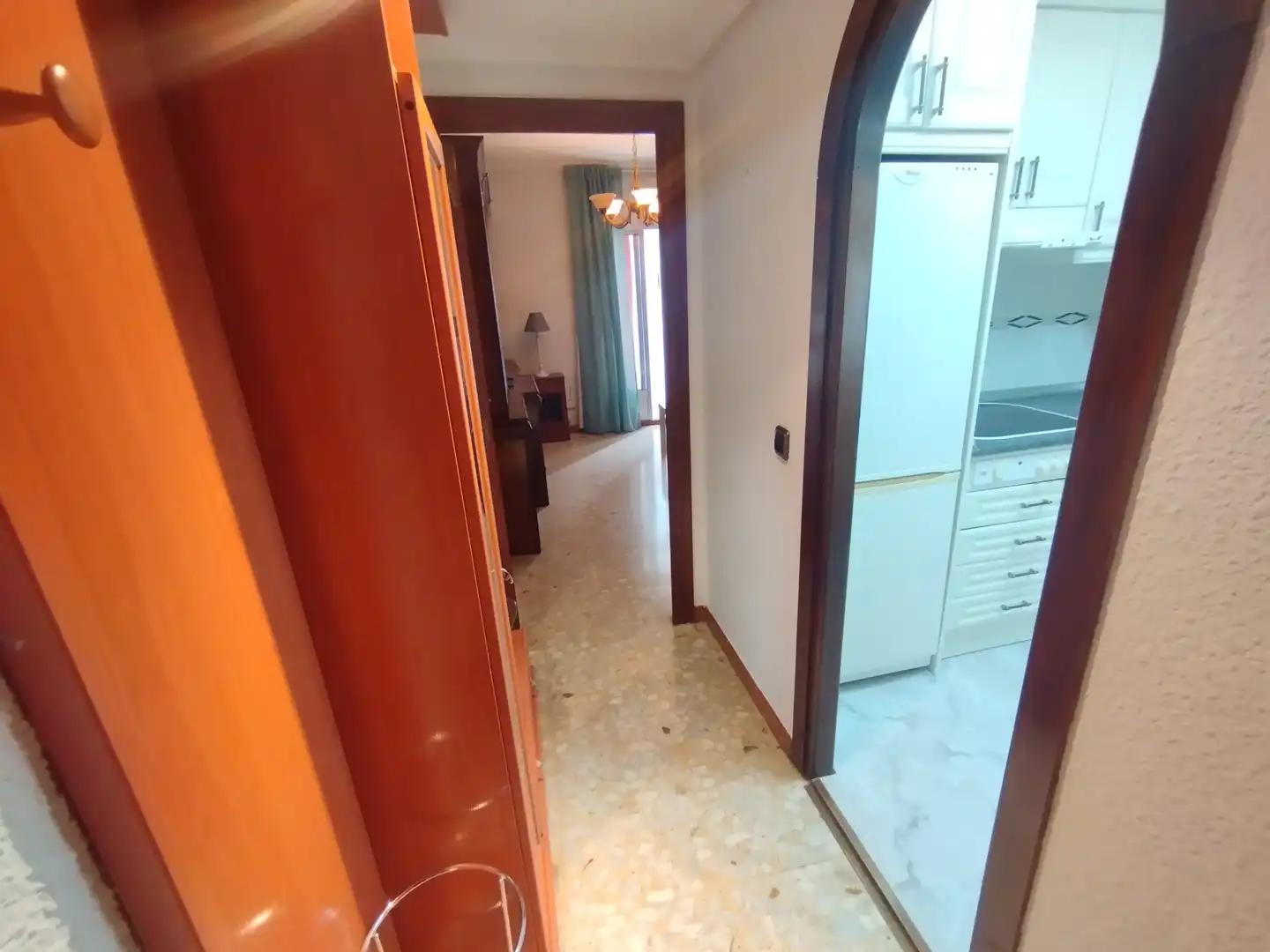 Wohnung zum Verkauf in Zaragoza mit Heizung, Terrasse und Möbliert