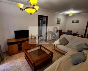 Living room of Flat to rent in  Sevilla Capital  with Air Conditioner, Terrace and Furnished