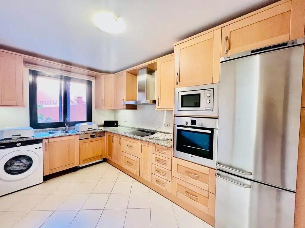 Apartamento de alquiler en CERRO ARTOLA, 11, La Quinta