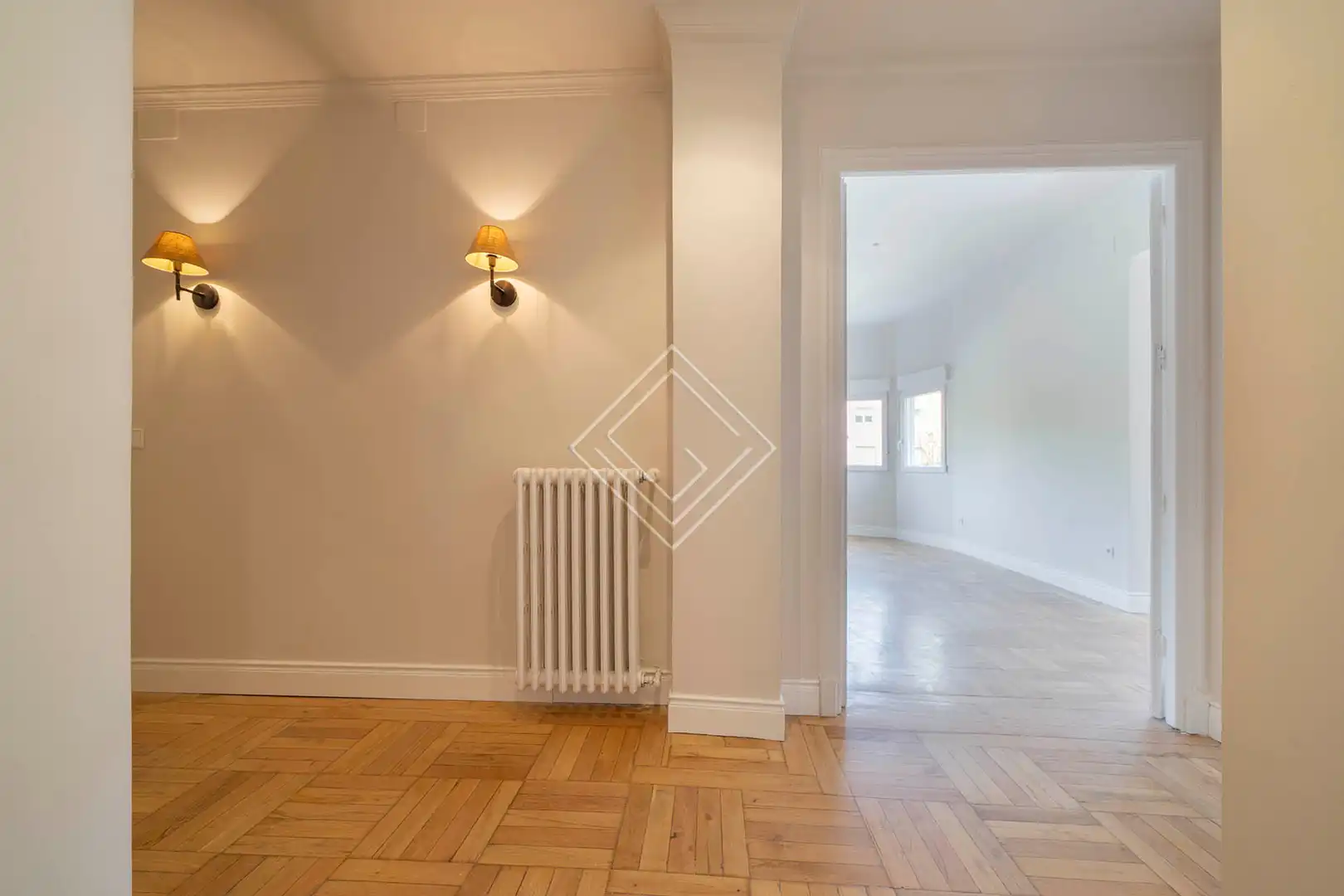 Flat for rent in Madrid  with Air Conditioner, Heating and Storage room