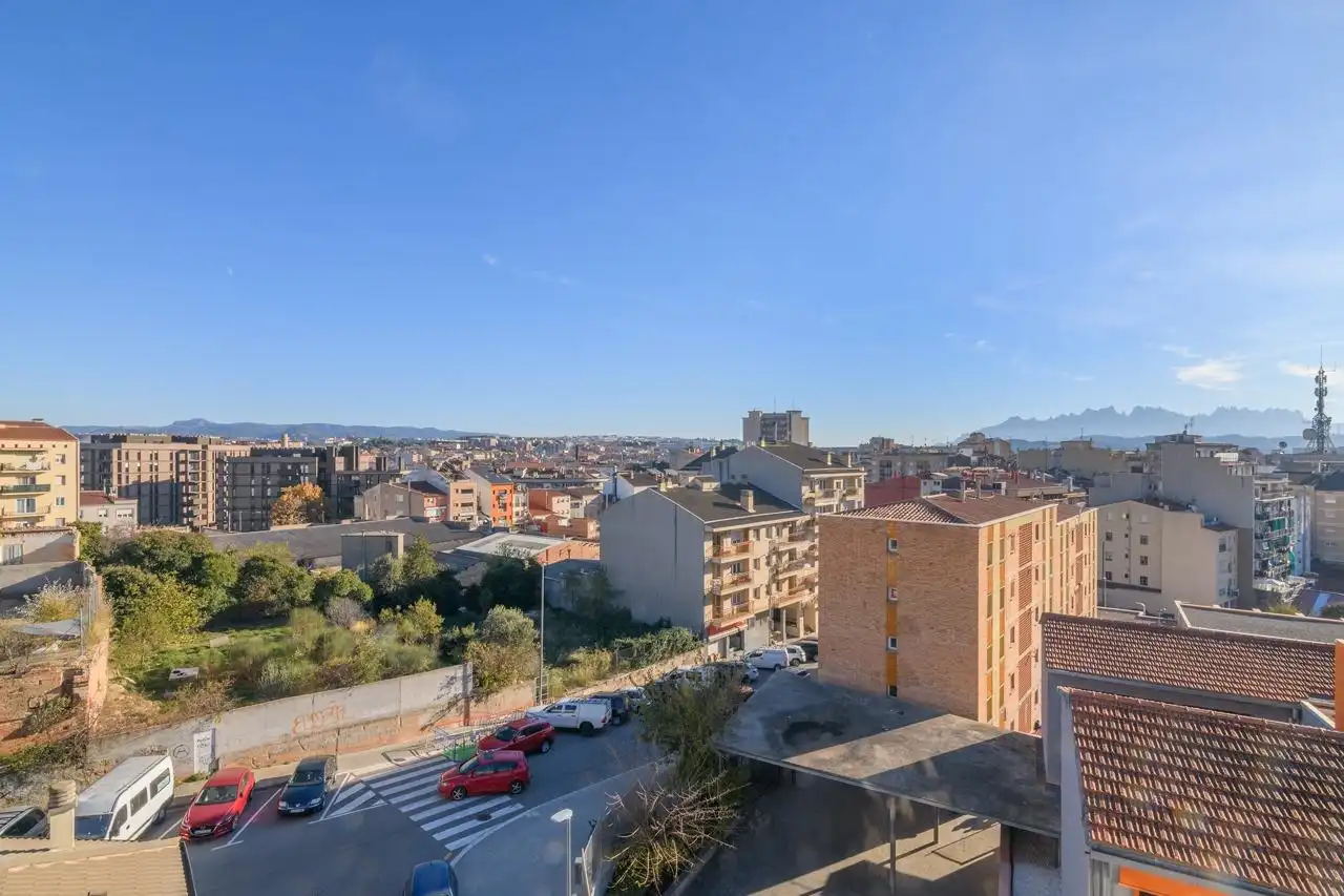 Exterior view of Duplexes for sale in Manresa  with Air Conditioner, Parquet flooring and Terrace