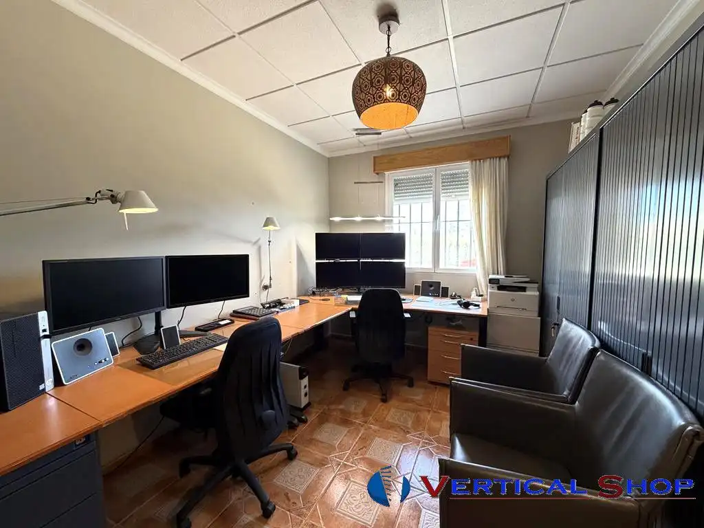 Casa o xalet en venda en Caudete amb Aire condicionat
