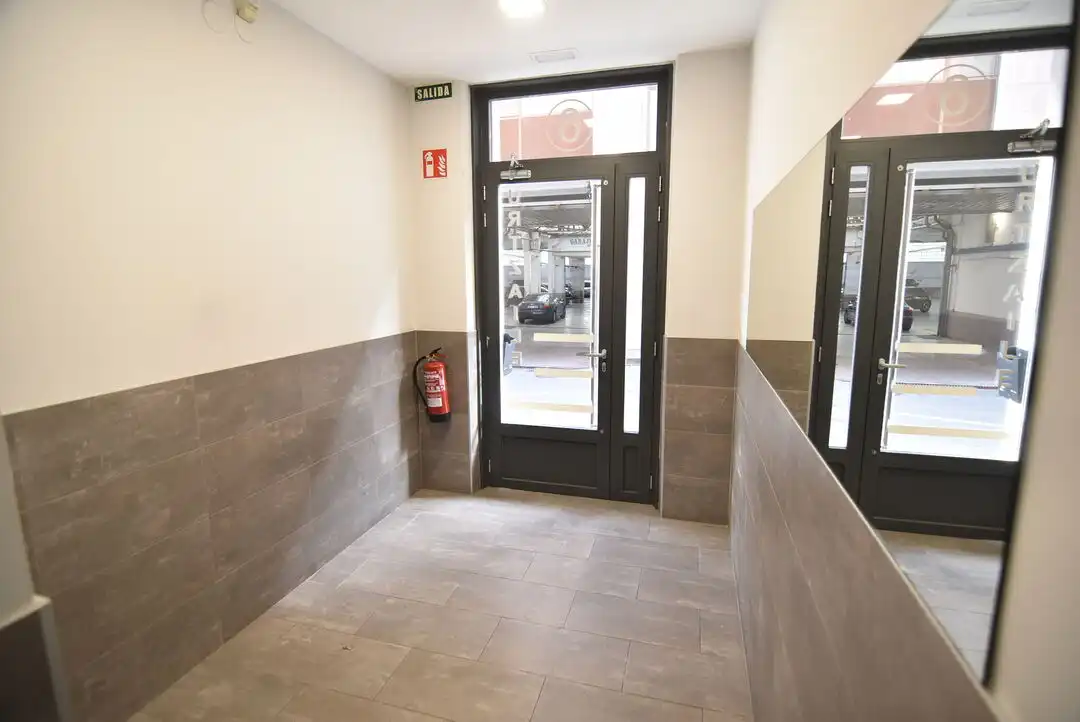 Pis amb terrassa en venda a Urtzaile Kalea, imagen 36