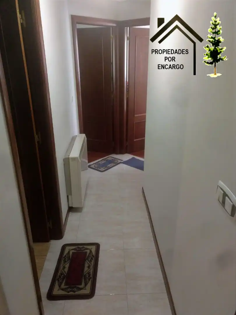 Piso en venta en Cangas  con Calefacción y Trastero