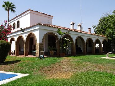 Villa mit Pool zum Verkauf in Mairena del Alcor