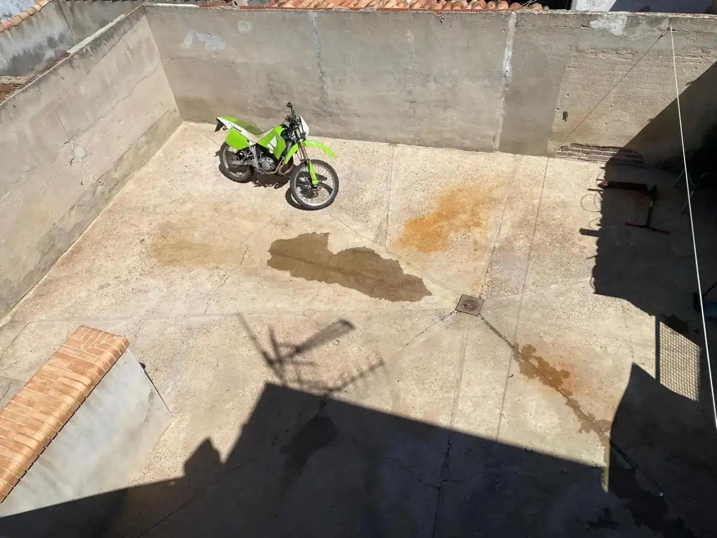 Aparcament de Casa adosada en venda en Puertollano amb Aire condicionat
