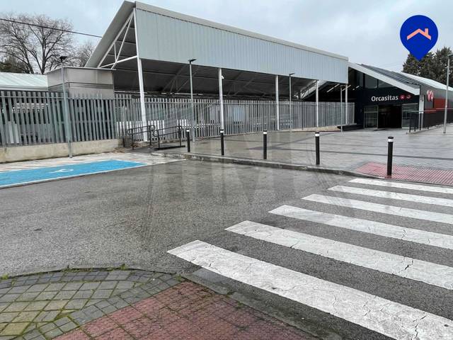 Piso en Venta en Calle Campotéjar en Orcasur - 12 de Octubre