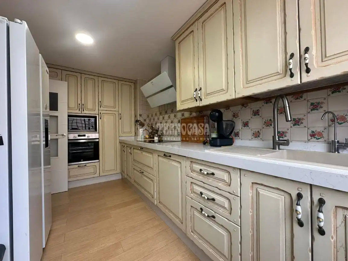 Casa adosada en venta en Los Rios
