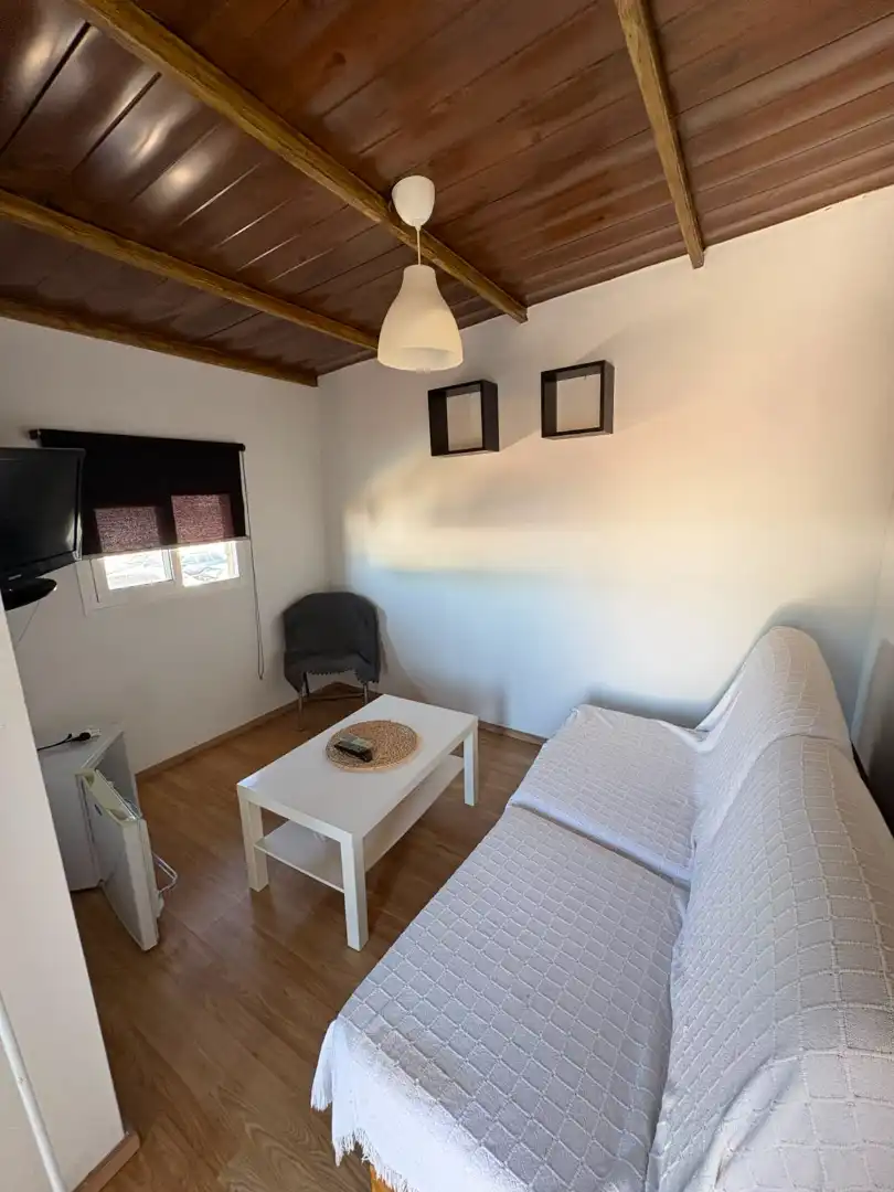 Sala d'estar de Casa o xalet en venda en Sanlúcar de Barrameda amb Jardí privat, Piscina i Moblat