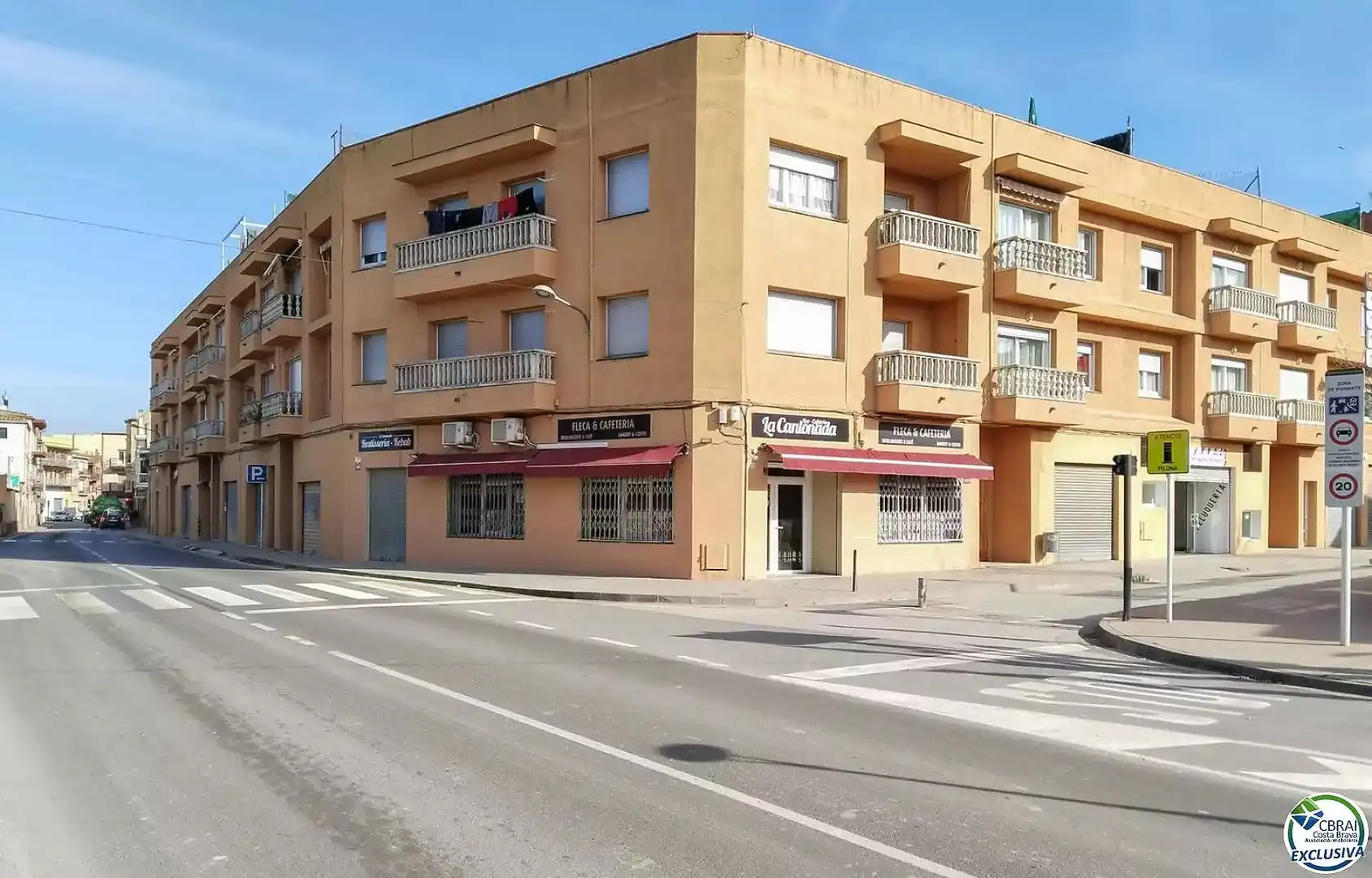 Local comercial en venda a Carrer PAU CASALS 2