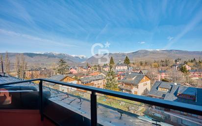 Vista exterior de Dúplex en venda en Puigcerdà amb Calefacció, Parquet i Terrassa