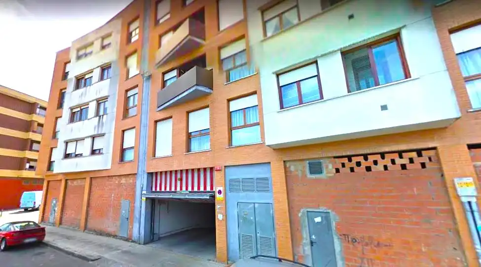 Exterior view of Garage for sale in Erandio