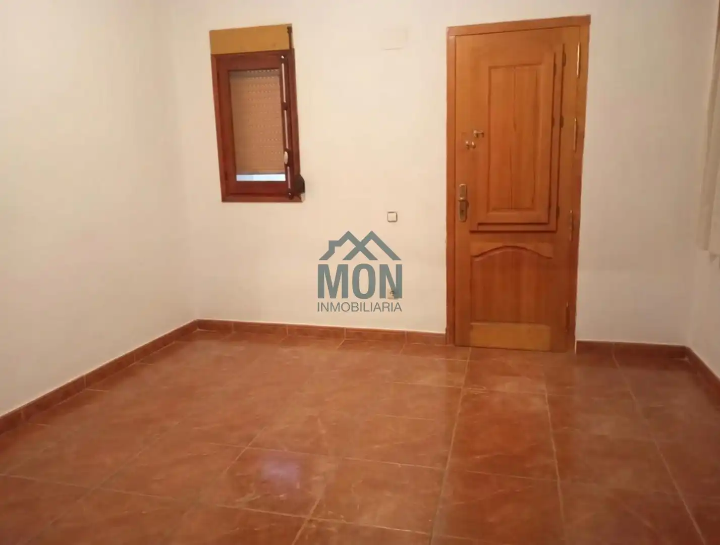 Casa amb terrassa en venda a Montserrat, imagen 4