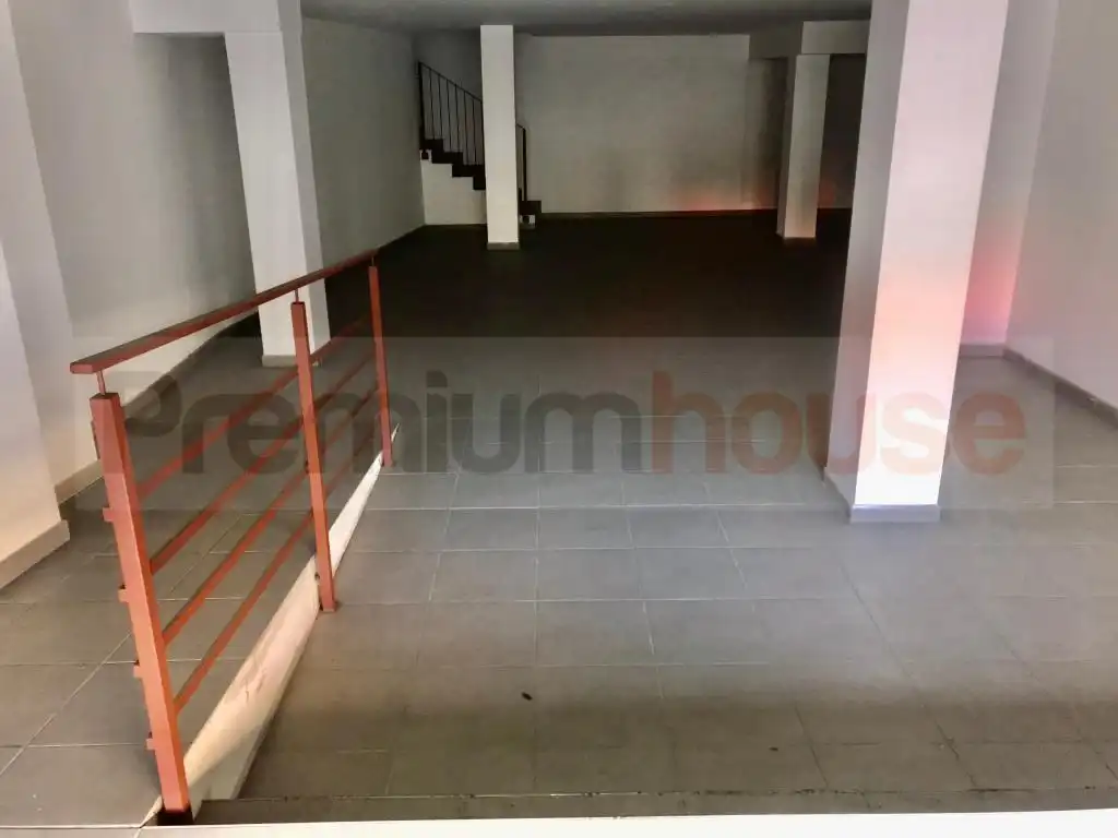 Office space for sale in Calle Don Pelai, imagen 2