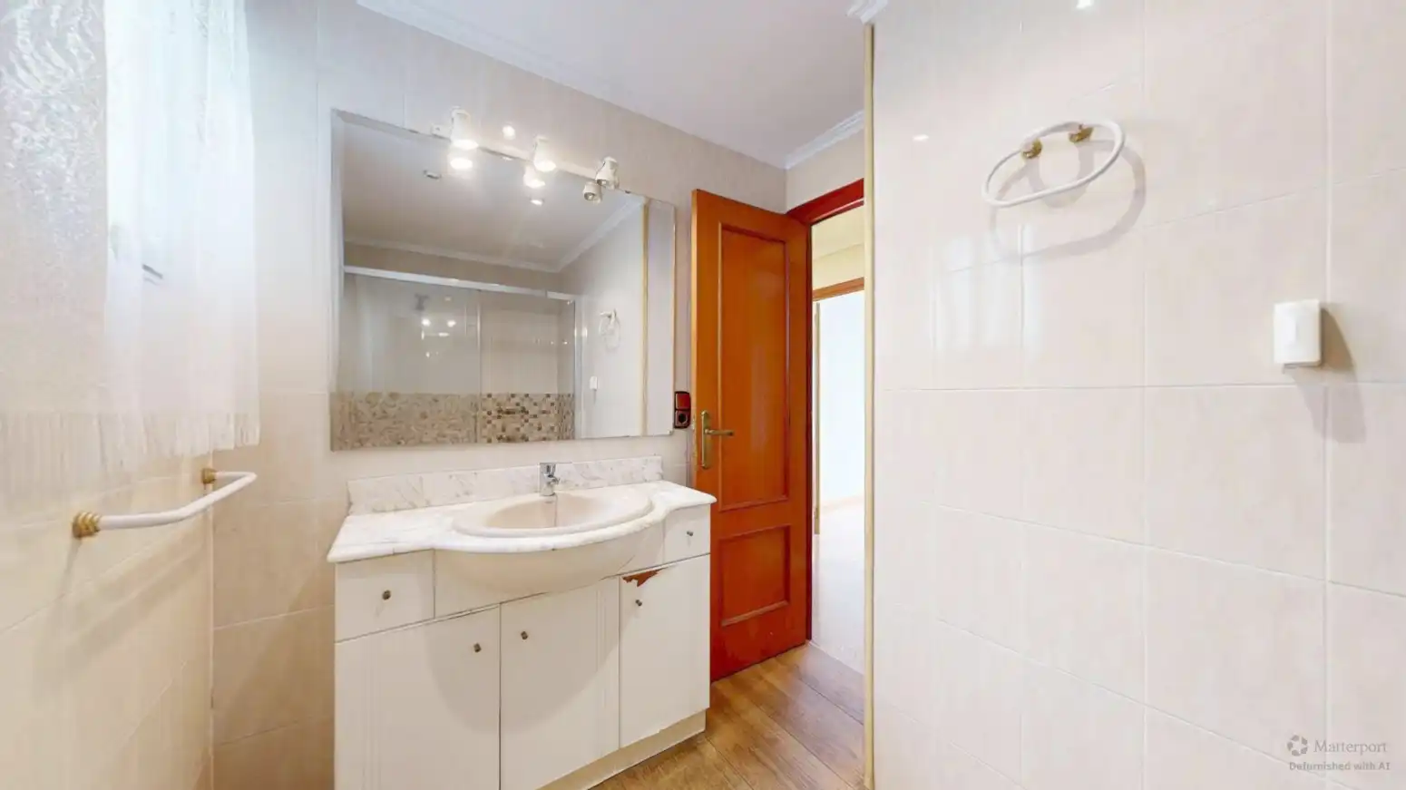 Baño de Piso en venta en Torrent con Balcón