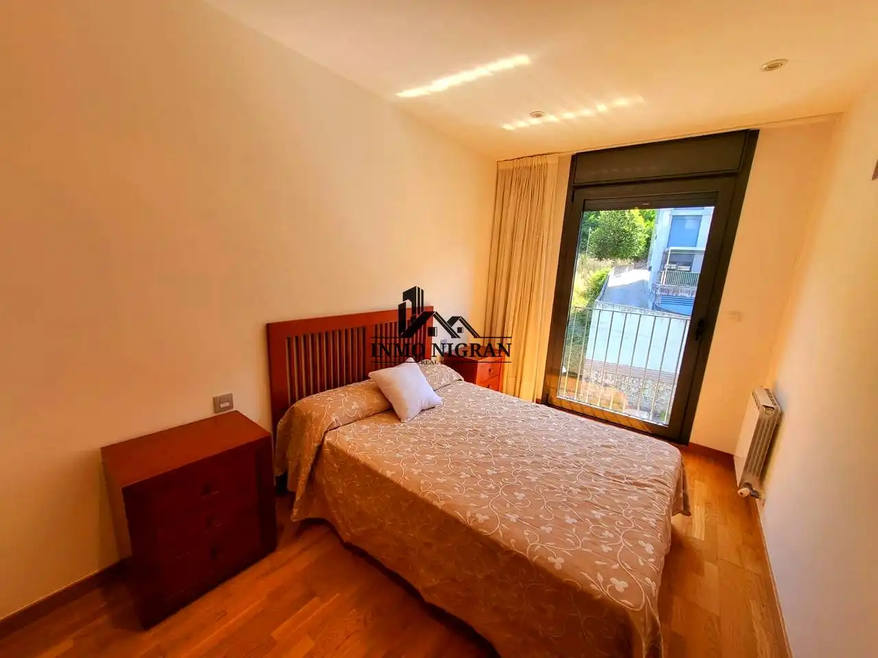 Habitación de Piso en venta en Baiona con Calefacción, Trastero y Amueblado