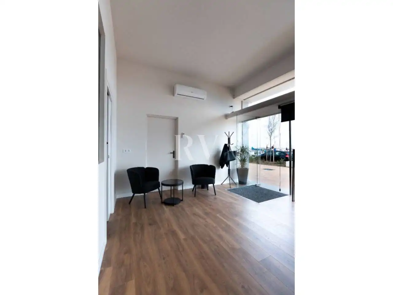 Büro zur Miete in Tarragona mit Klimaanlage und Alarm