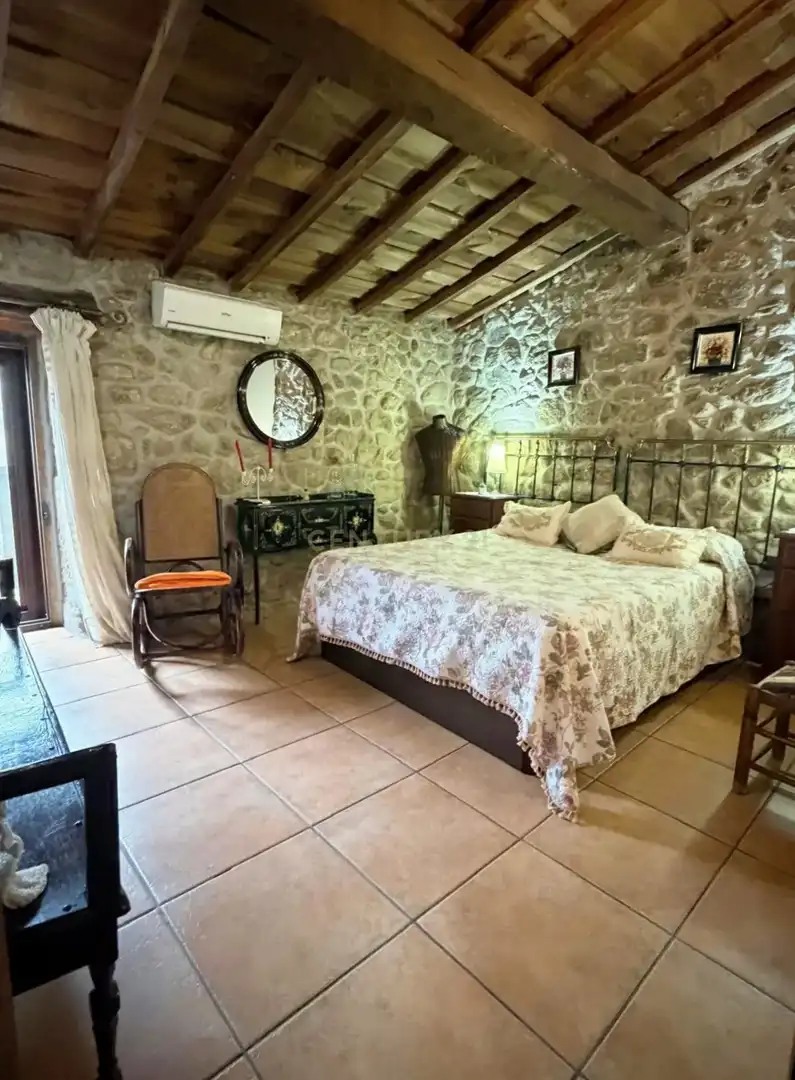 Bedroom of Country homes for sale in Villamiel  with Air Conditioner, Microwave and TV