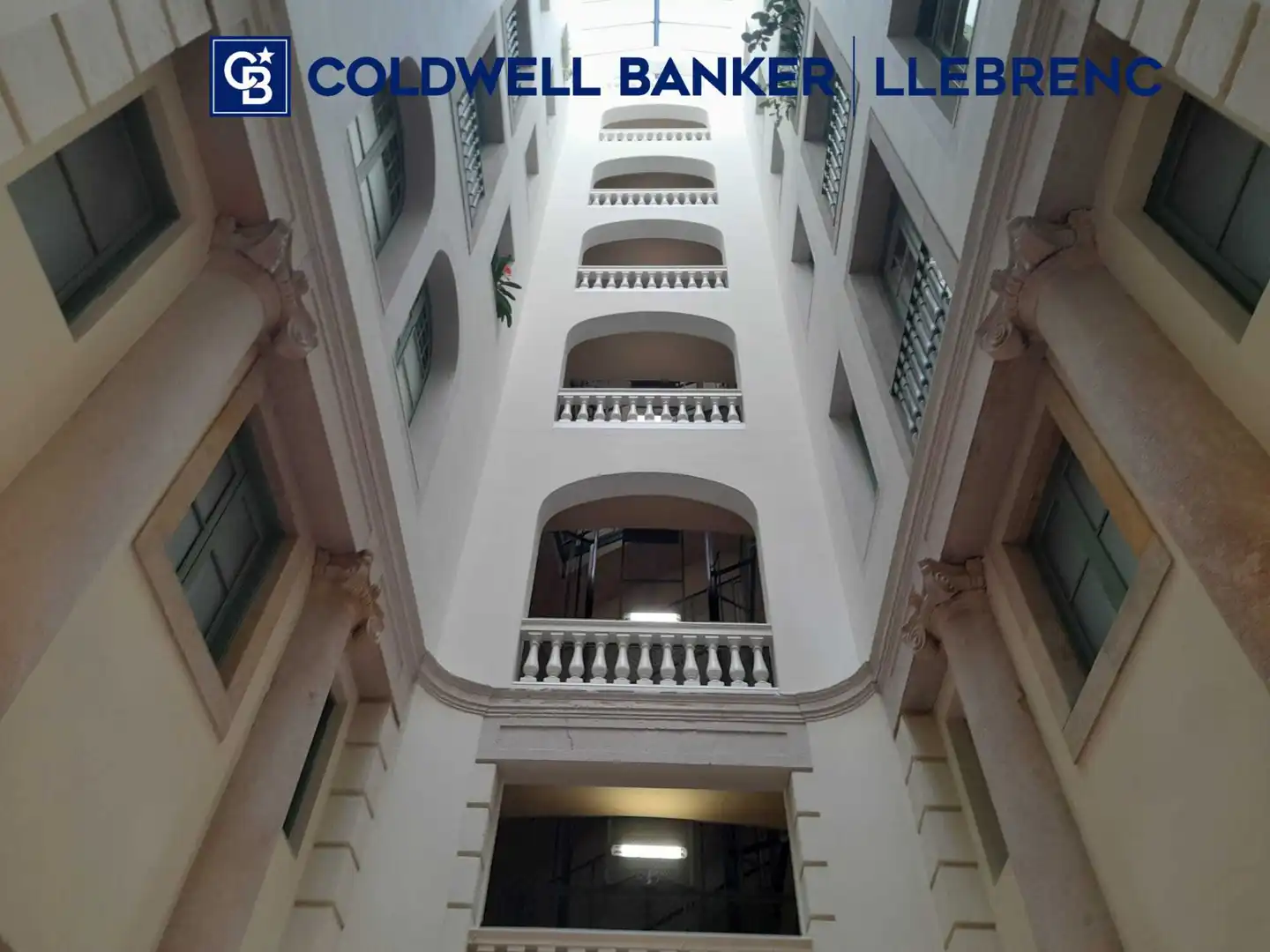 Ático con terraza en venta en Ciutat Vella, imagen 4
