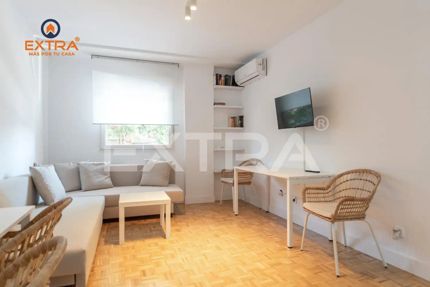 Sala de estar de Piso en venta en Madrid con Aire acondicionado, Calefacción y Jardín privado