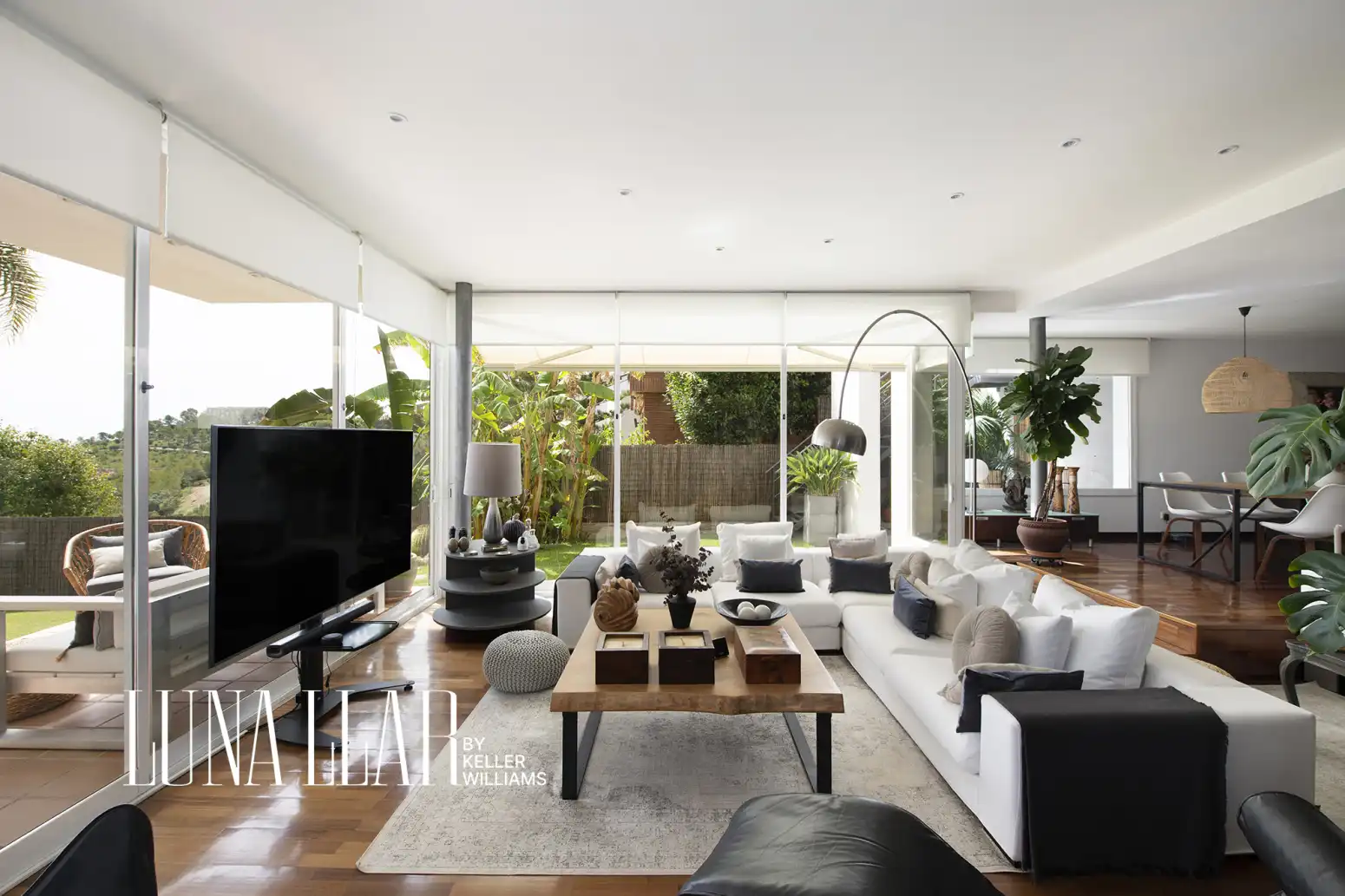 Sala de estar de Casa o chalet en venta en Castelldefels con Aire acondicionado, Calefacción y Parquet