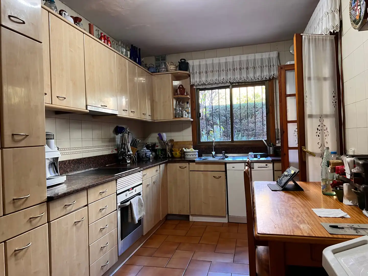 Cuina de Casa adosada en venda en Vilassar de Dalt amb Calefacció, Jardí privat i Terrassa