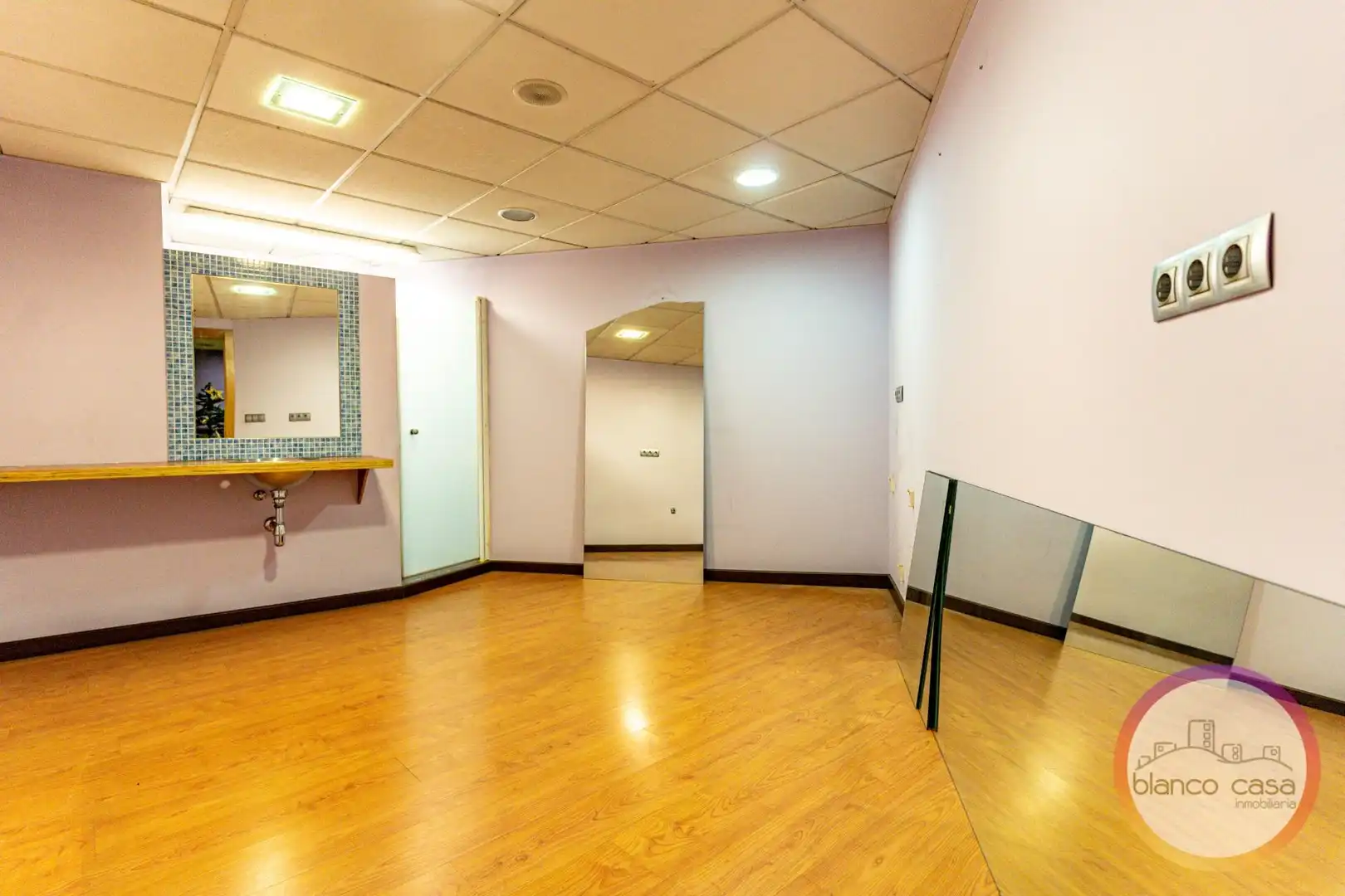 Local comercial en venda a Carballo, imagen 31