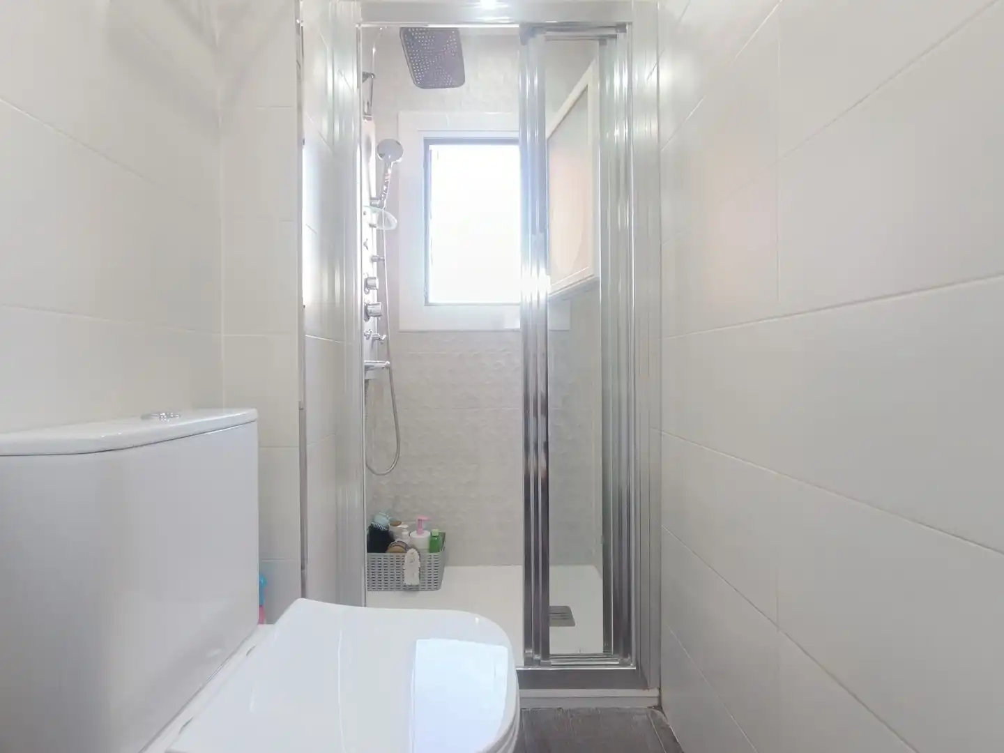 Bathroom of Flat for sale in Badalona