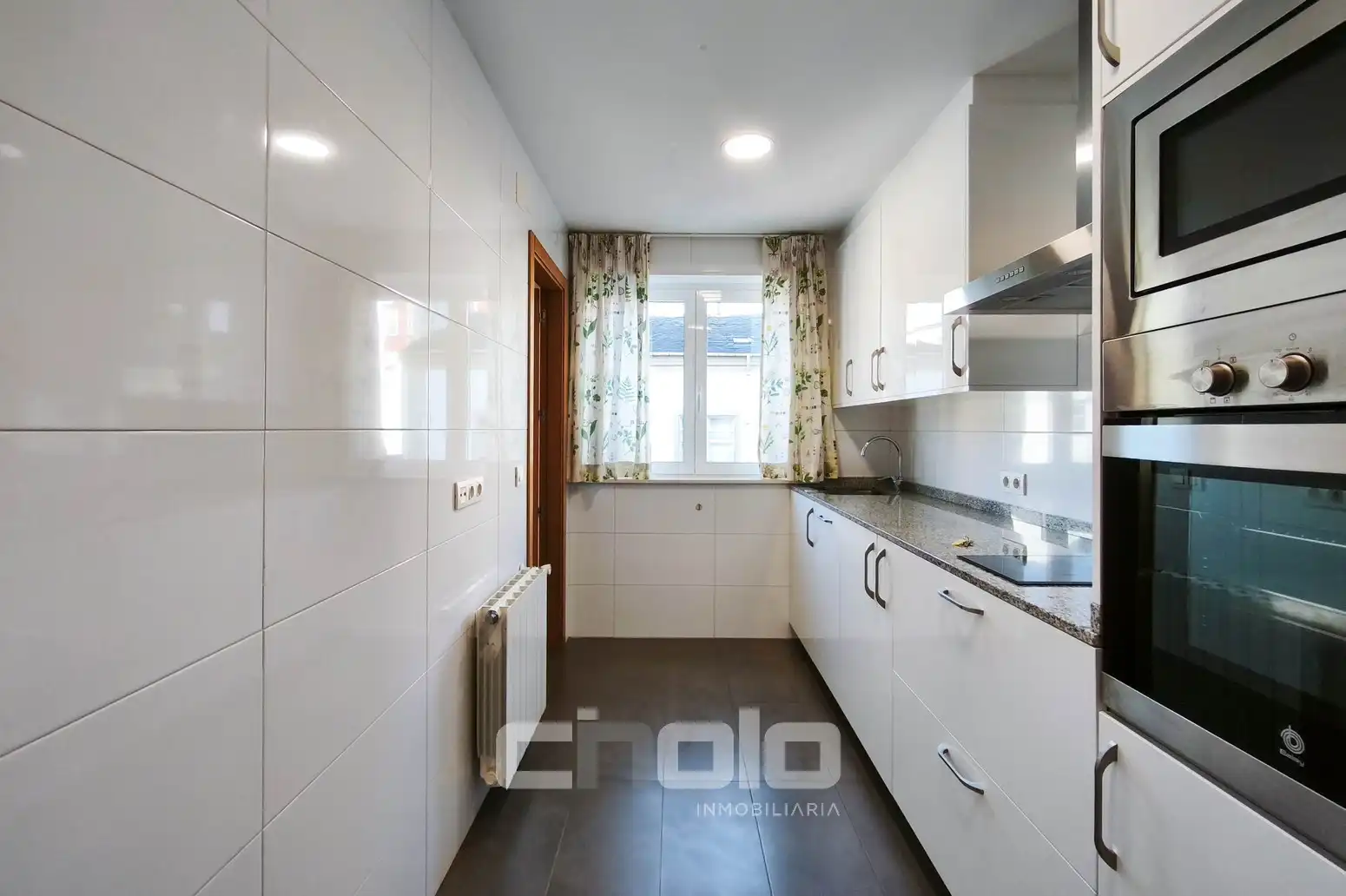 Cocina de Piso en venta en Lugo con Calefacción y Trastero