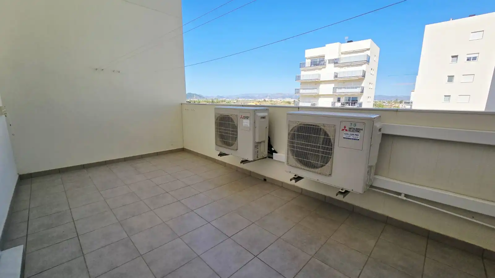 Terrassa de Apartament en venda en Oliva amb Aire condicionat, Terrassa i Traster
