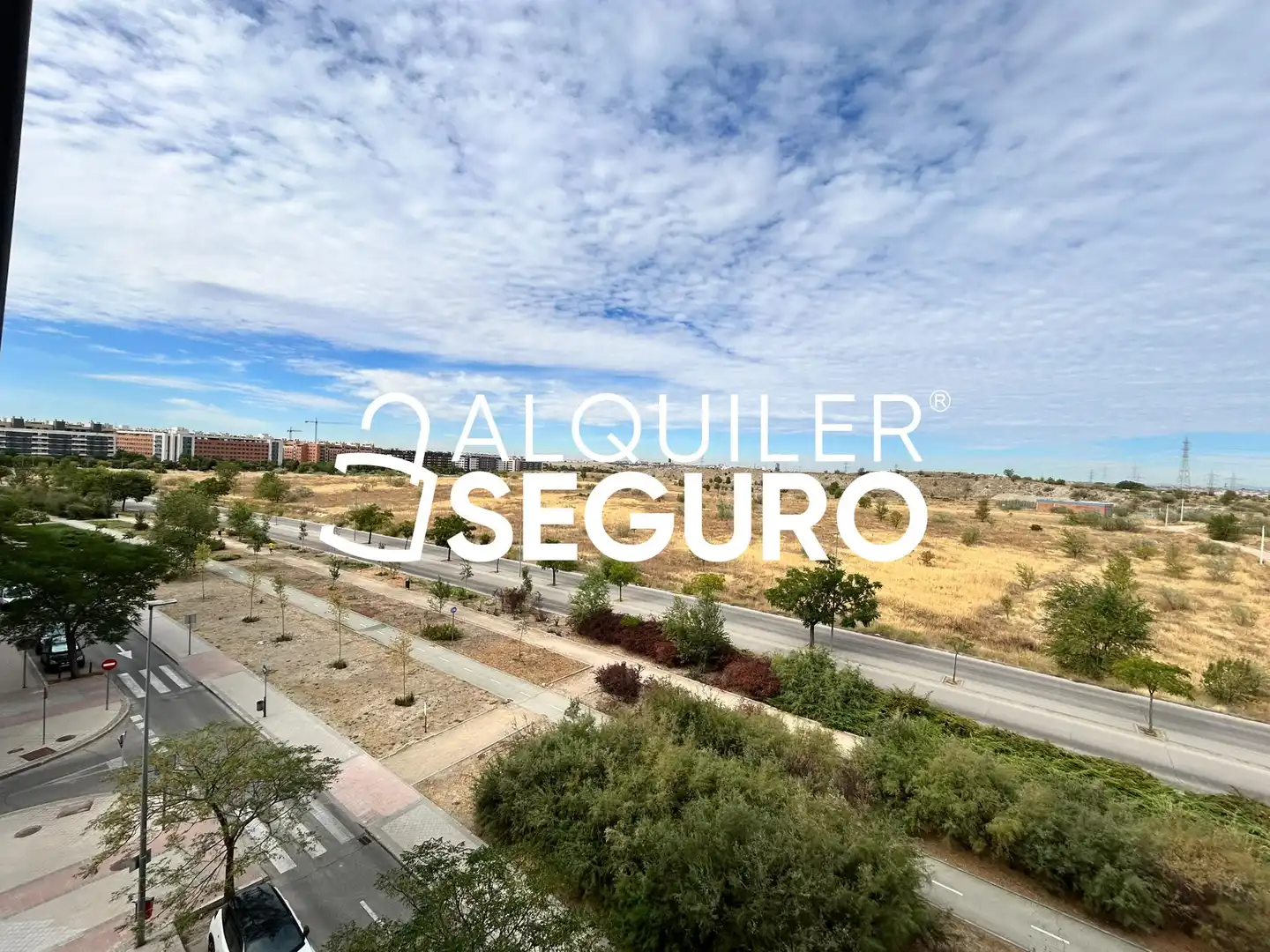Pis de lloguer a Mar Mediterraneo, Urbanizaciones