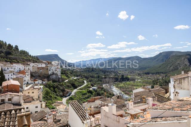 Casa-chalet en Venta en Chulilla