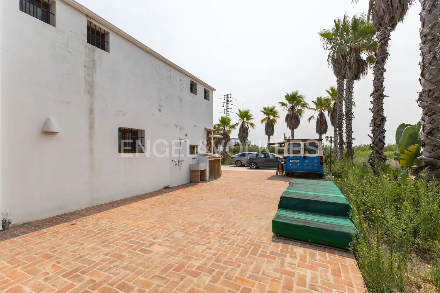 Vista exterior de Casa o xalet en venda en Sueca amb Aire condicionat, Calefacció i Jardí privat