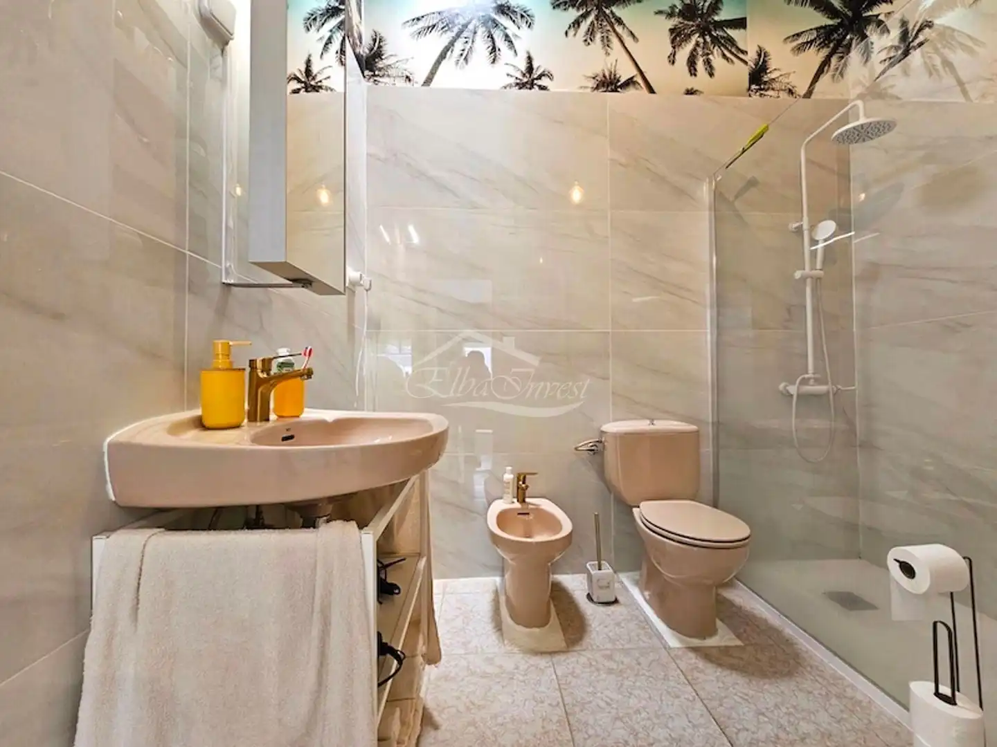 Baño de Casa o chalet en venta en Adeje con Jardín privado, Terraza y Amueblado